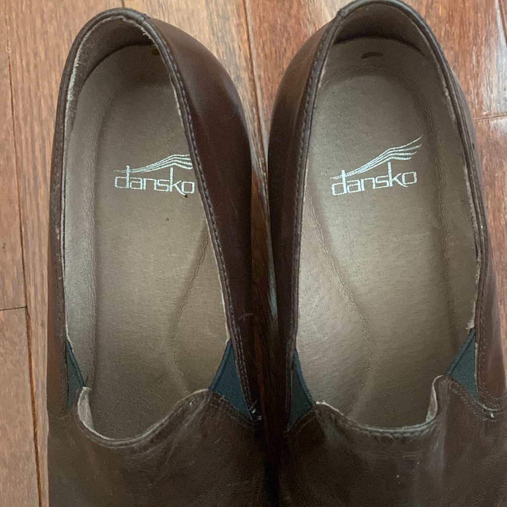 Dansko Robin Chocolate Burnished Clogs - Picture 6 of 14